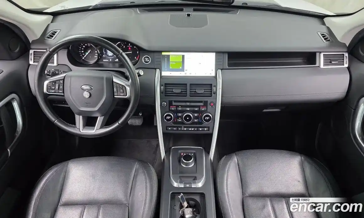 Land Rover Discovery Sport 2017 2.0 гидро в Москве № 1196619, фото 7