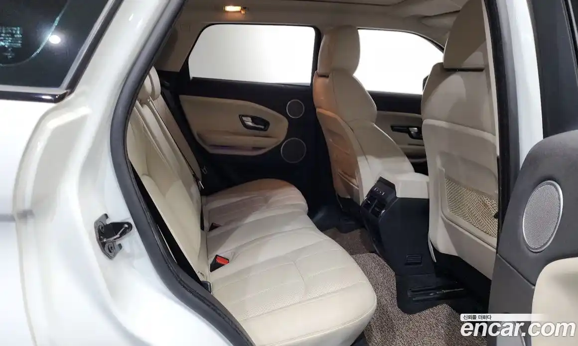 Land Rover Range-Rover Evoque 2017 2.0 гидро в Москве № 1196630, фото 12