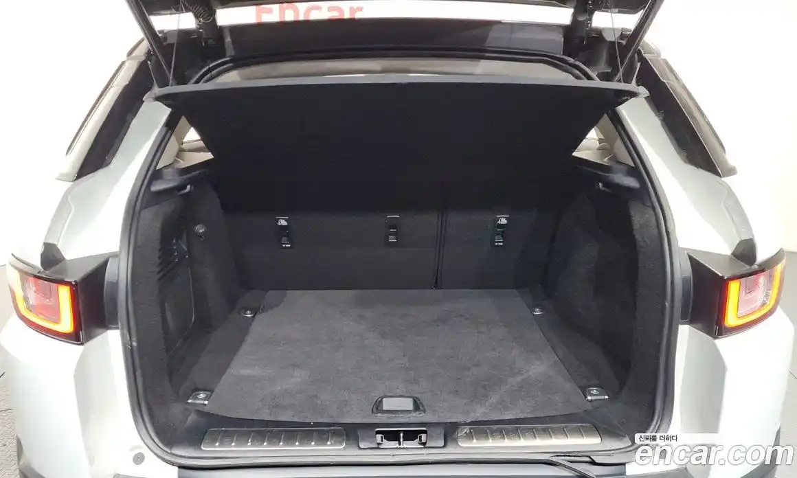 Land Rover Range-Rover Evoque 2017 2.0 гидро в Москве № 1196630, фото 20