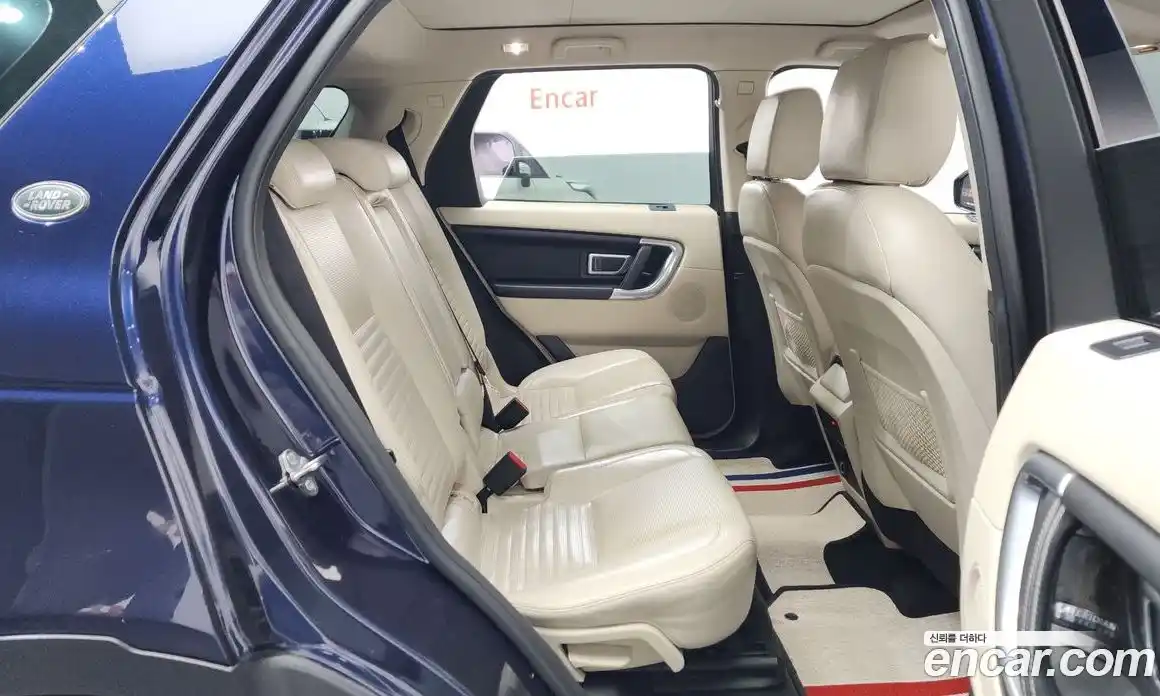 Land Rover Discovery Sport 2015 2.0 гидро в Москве № 1196677, фото 12