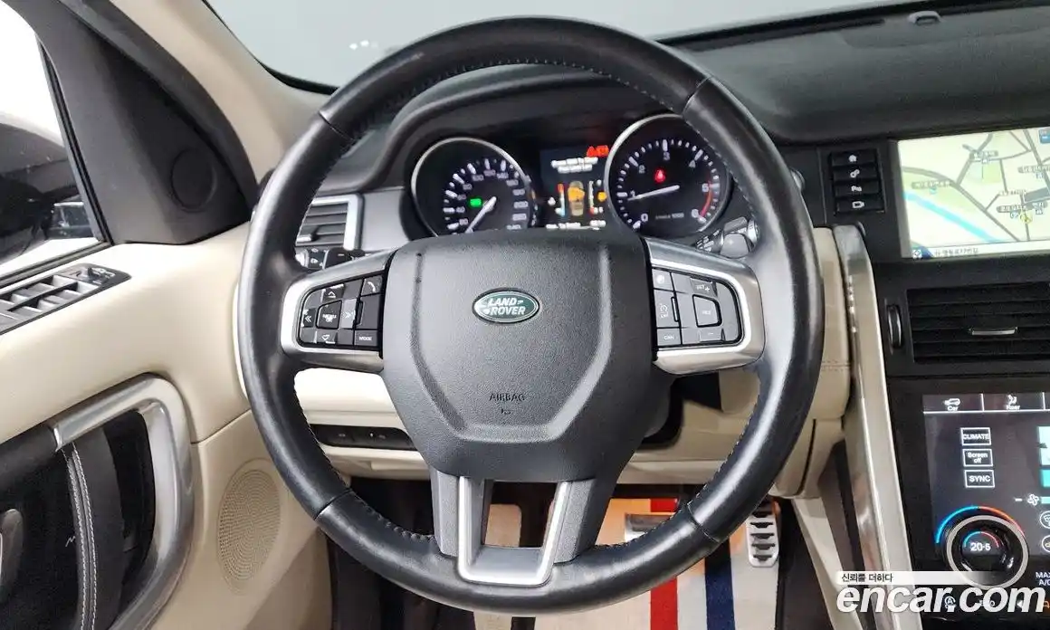 Land Rover Discovery Sport 2015 2.0 гидро в Москве № 1196677, фото 13