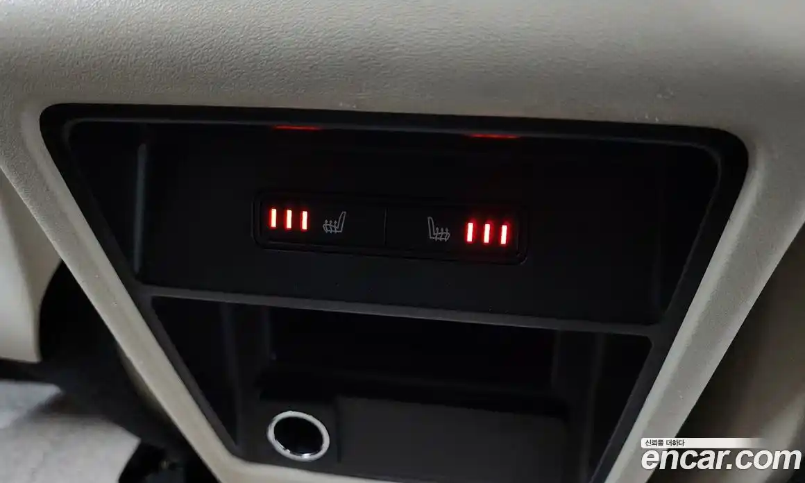 Land Rover Discovery Sport 2015 2.0 гидро в Москве № 1196677, фото 18