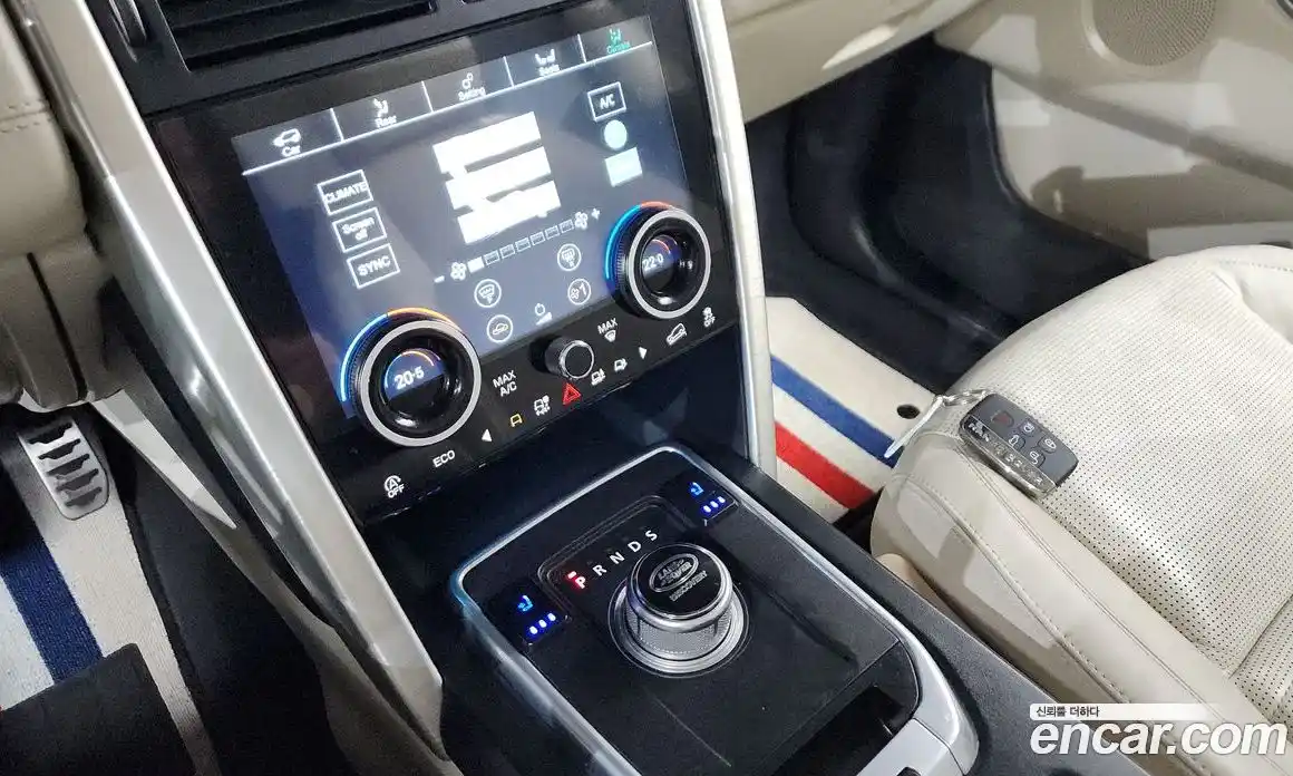 Land Rover Discovery Sport 2015 2.0 гидро в Москве № 1196677, фото 9