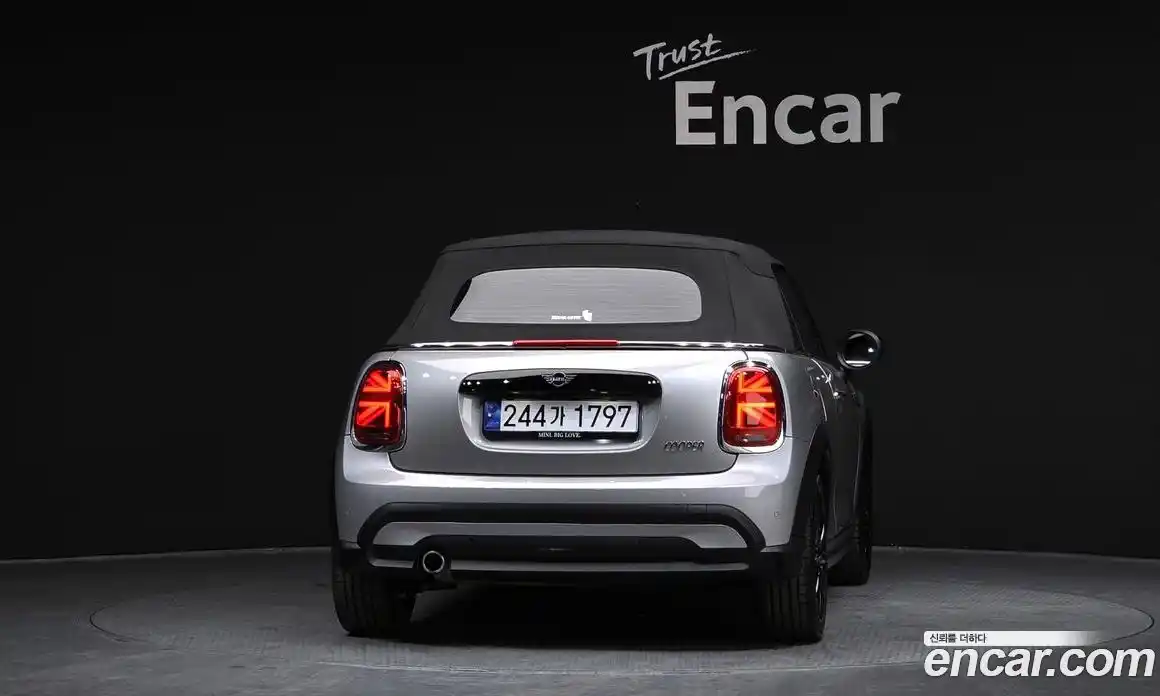 Mini Cooper Convertible 2024 1.5 гидро в Москве № 1196906, фото 4
