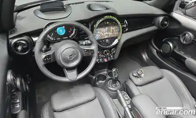 Mini Cooper Convertible 2024 1.5 гидро в Москве № 1196906, миниатюра 7