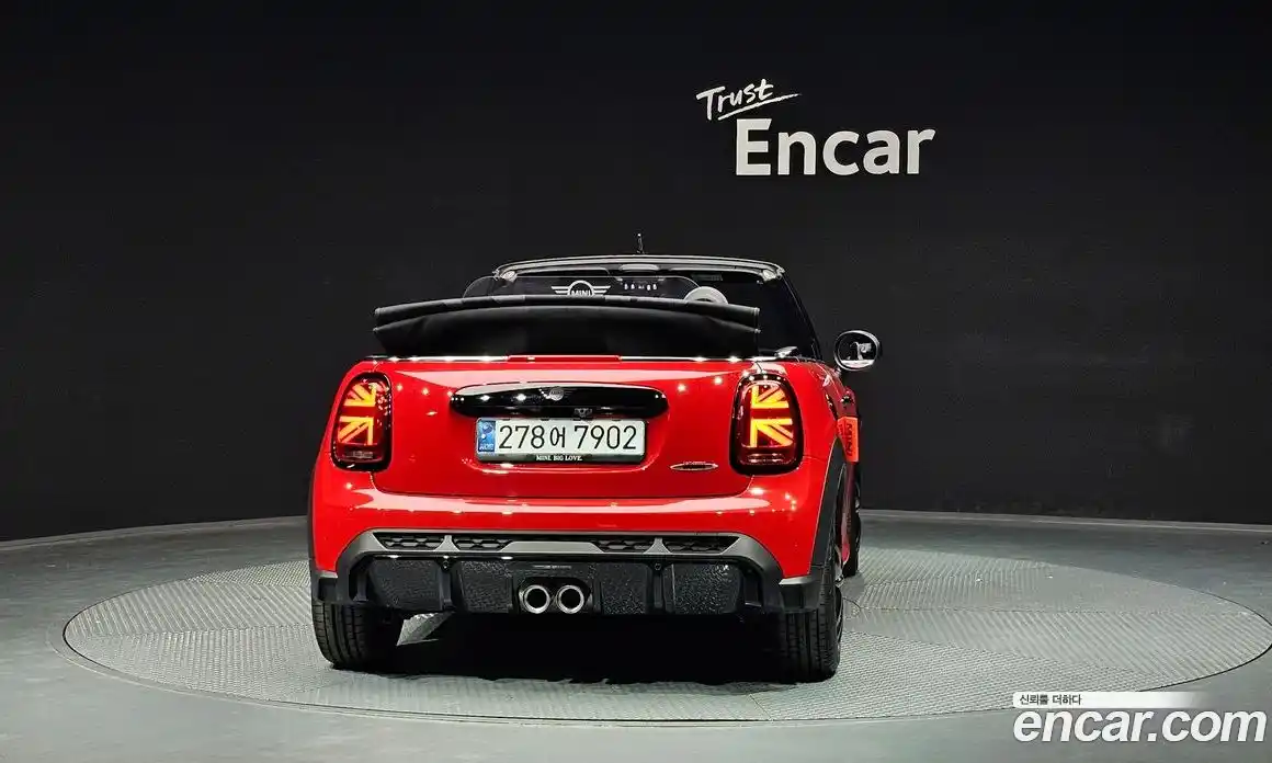 Mini Cooper Convertible 2024 2.0 гидро в Москве № 1196914, фото 4