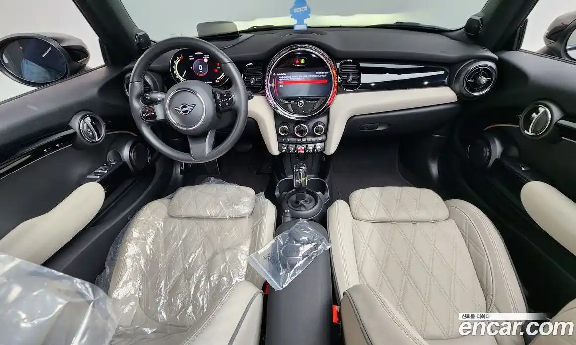 Mini Cooper Convertible 2022 2.0 гидро в Москве № 1197014, фото 7