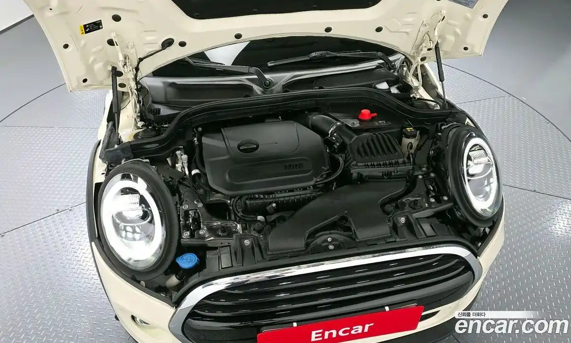 Mini Cooper 2020 1.5 гидро в Москве № 1197095, фото 6