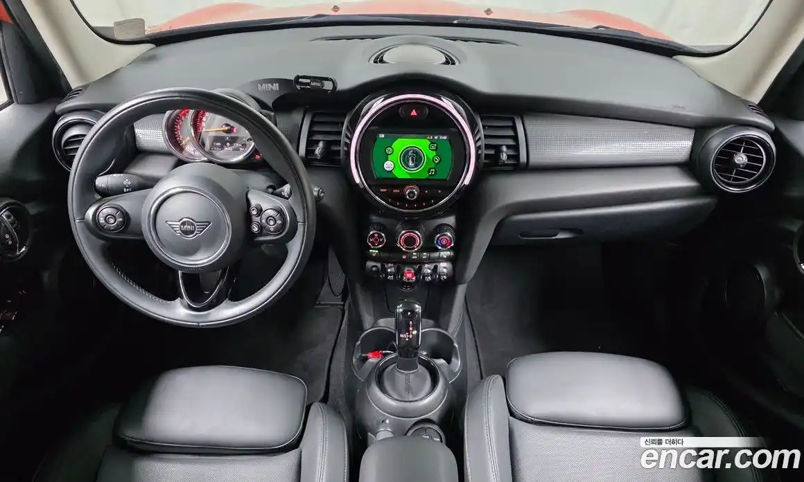 Mini Cooper 2020 1.5 гидро в Москве № 1197183, фото 7