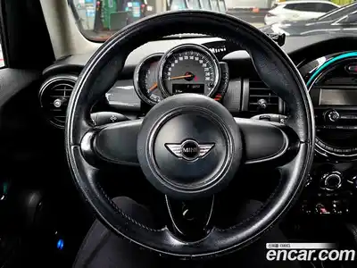 Mini Cooper 2015 1.5 гидро в Москве № 1197240, миниатюра 7
