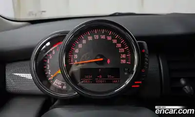 Mini Cooper 2015 1.5 гидро в Москве № 1197250, миниатюра 8
