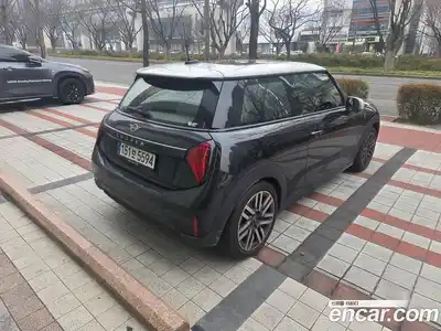 Mini Cooper 2025 2.0 гидро в Москве № 1197347, миниатюра 3