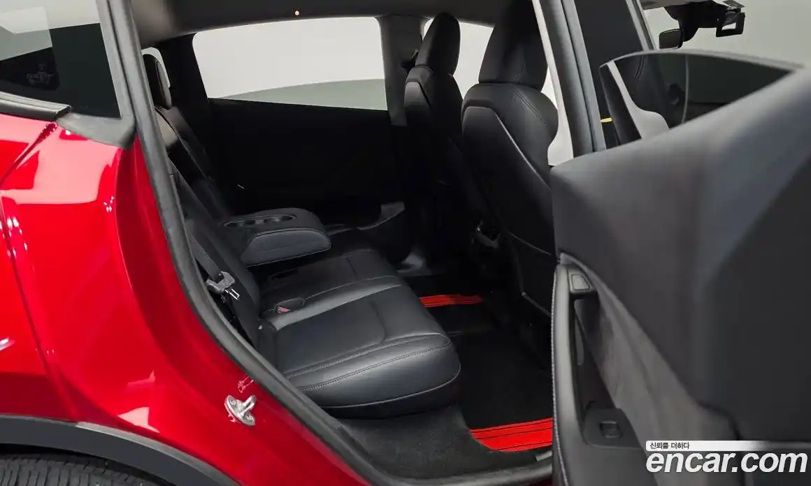 Tesla Model Y 2024 0.2 гидро в Москве № 1197442, фото 11