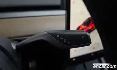 Tesla Model Y 2024 0.2 гидро в Москве № 1197442, миниатюра 9