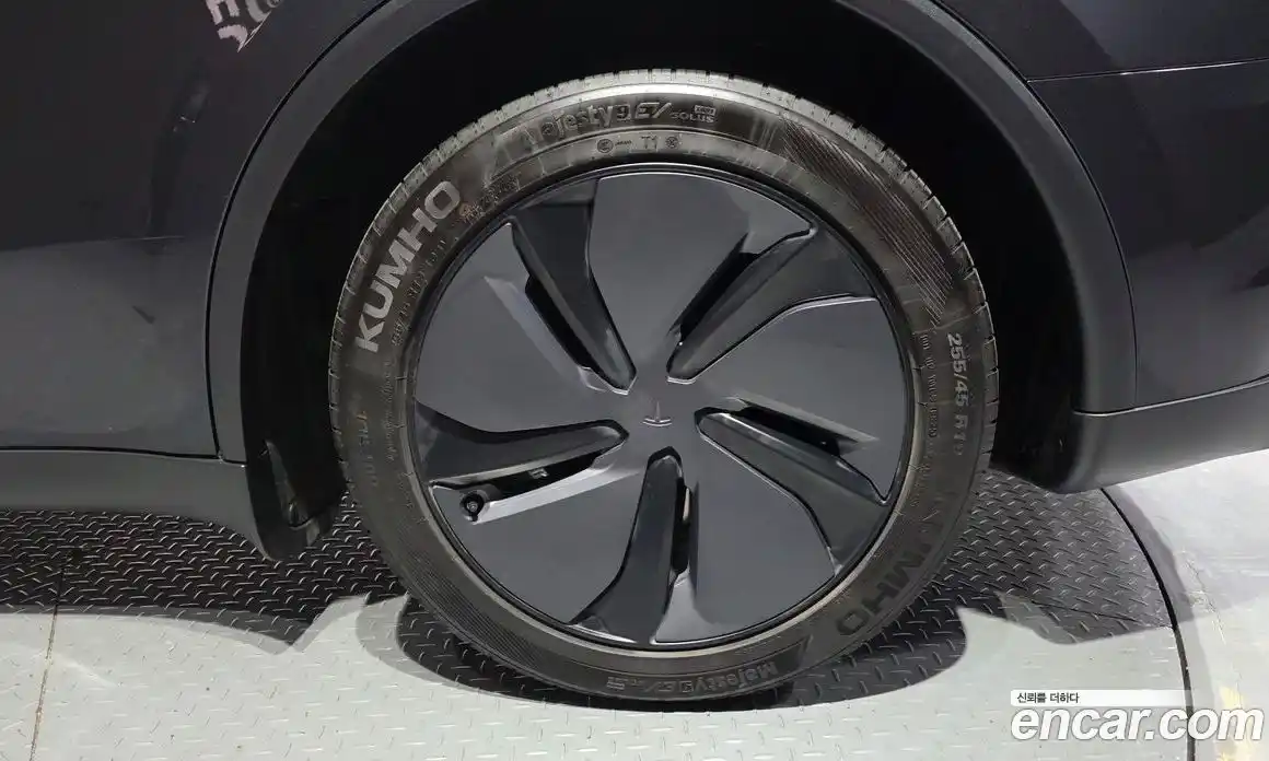 Tesla Model Y 2025 0.2 гидро в Москве № 1197451, фото 5