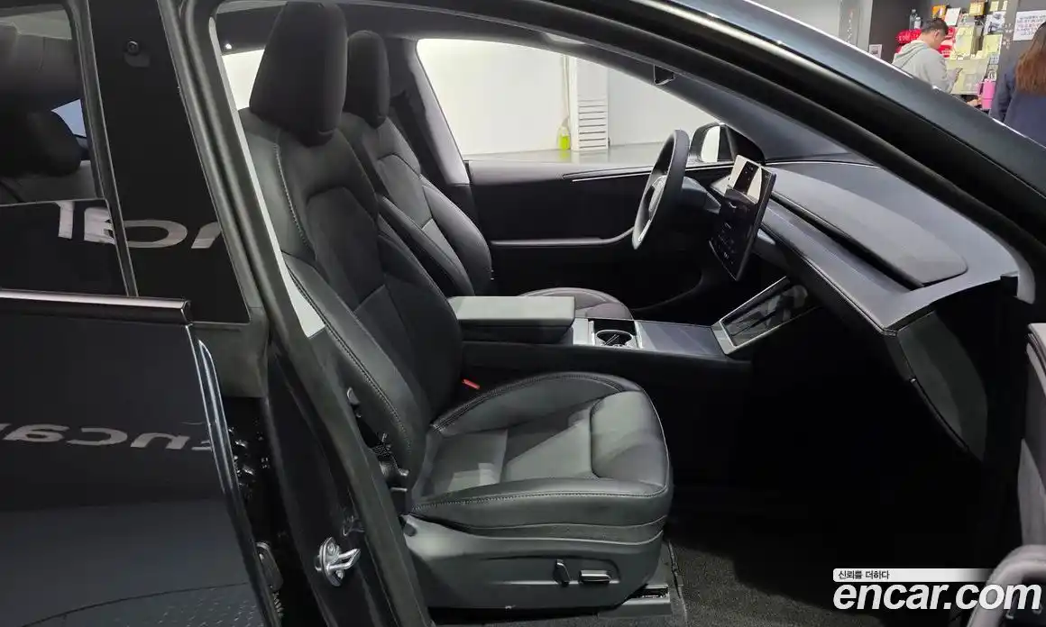 Tesla Model Y 2025 0.2 гидро в Москве № 1197451, фото 10