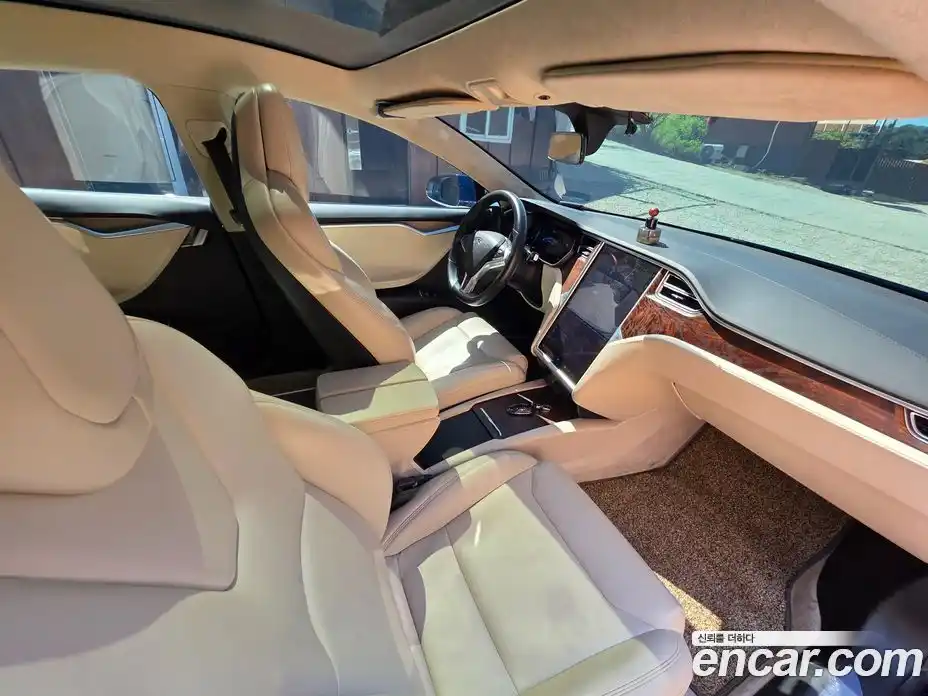 Tesla Model S 2017 гидро в Москве № 1197619, фото 6