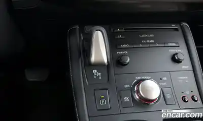 Lexus CT200h 2017 1.8 гидро в Москве № 1197640, миниатюра 9