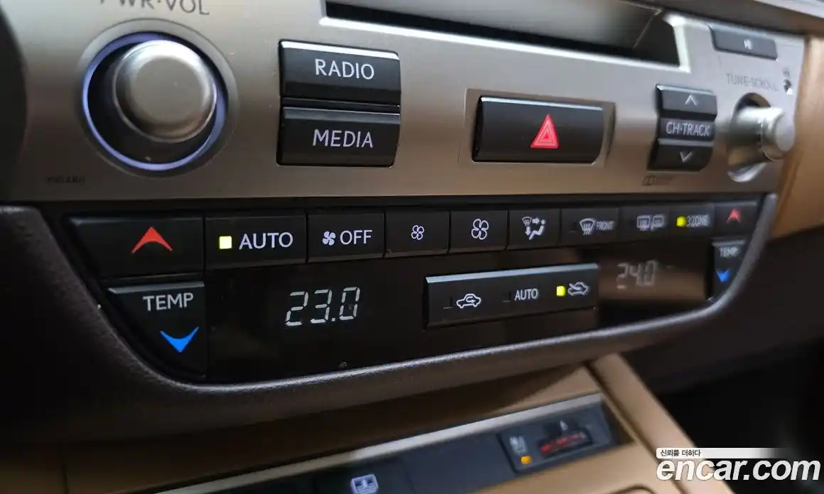 Lexus ES 2016 3.5 гидро в Москве № 1197740, фото 16