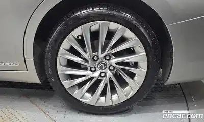 Lexus ES 2018 2.5 гидро в Москве № 1197757, миниатюра 5