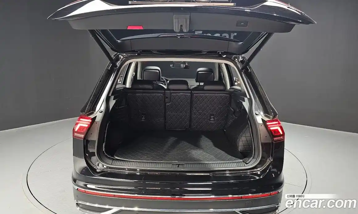 Volkswagen Tiguan 2022 2.0 гидро в Москве № 1197813, фото 20