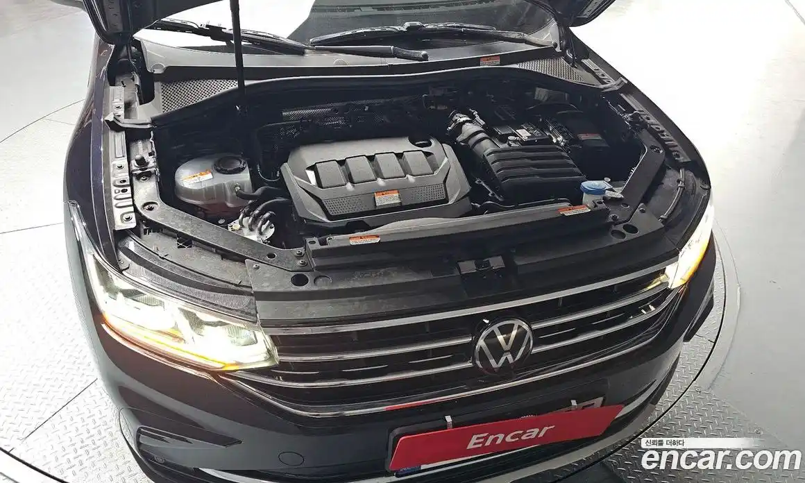 Volkswagen Tiguan 2022 2.0 гидро в Москве № 1197813, фото 6