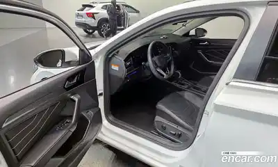 Volkswagen Jetta 2022 1.5 гидро в Москве № 1197837, миниатюра 10