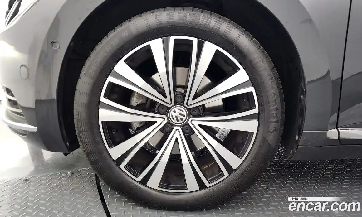 Volkswagen Arteon 2019 2.0 гидро в Москве № 1197845, фото 5
