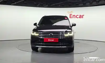 Volkswagen Tiguan 2021 2.0 гидро в Москве № 1197970, миниатюра 3