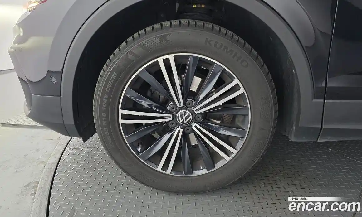 Volkswagen Tiguan 2021 2.0 гидро в Москве № 1197970, фото 5