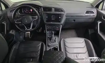 Volkswagen Tiguan 2021 2.0 гидро в Москве № 1197970, миниатюра 7