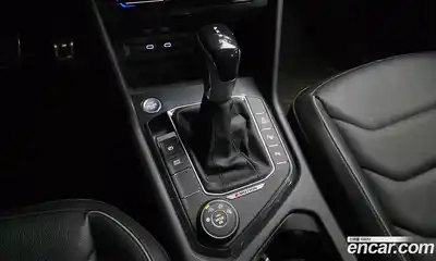 Volkswagen Tiguan 2021 2.0 гидро в Москве № 1197970, миниатюра 9