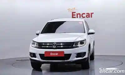 Volkswagen Tiguan 2014 2.0 гидро в Москве № 1197977, миниатюра 3
