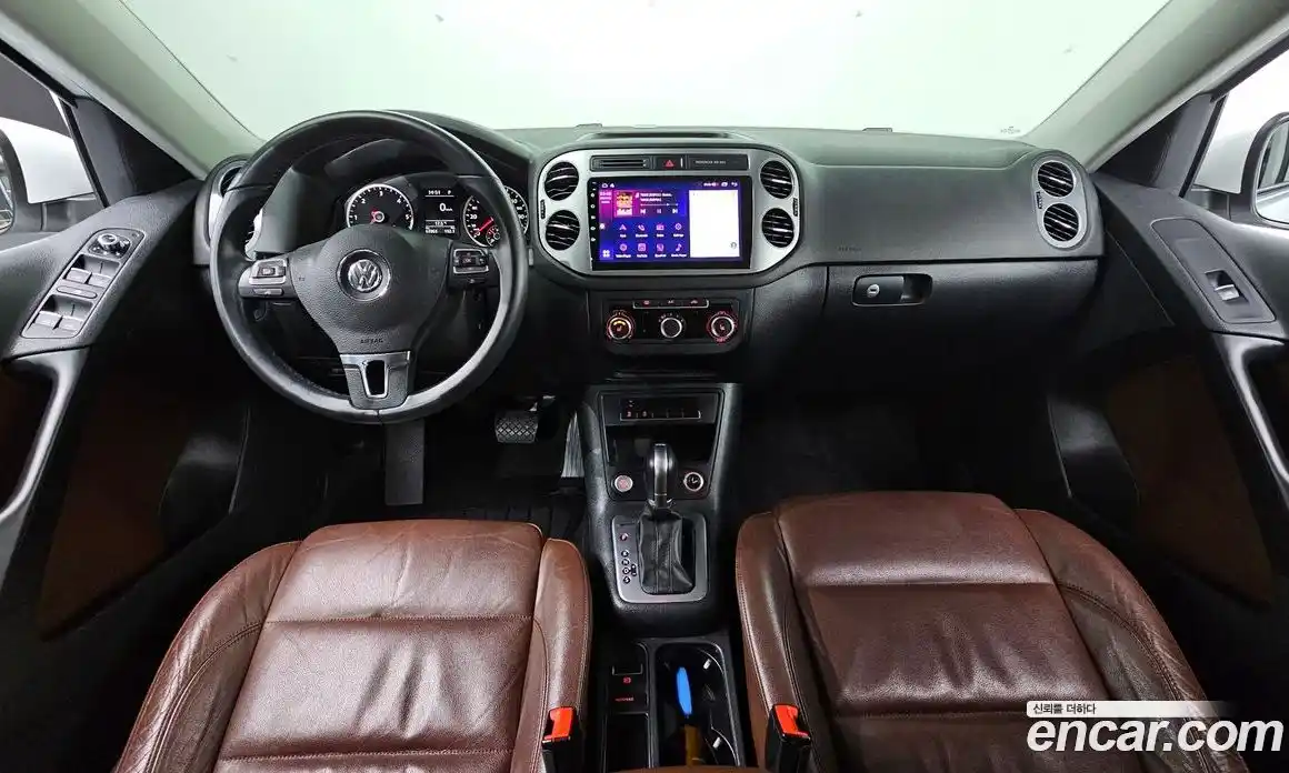 Volkswagen Tiguan 2014 2.0 гидро в Москве № 1197977, фото 7