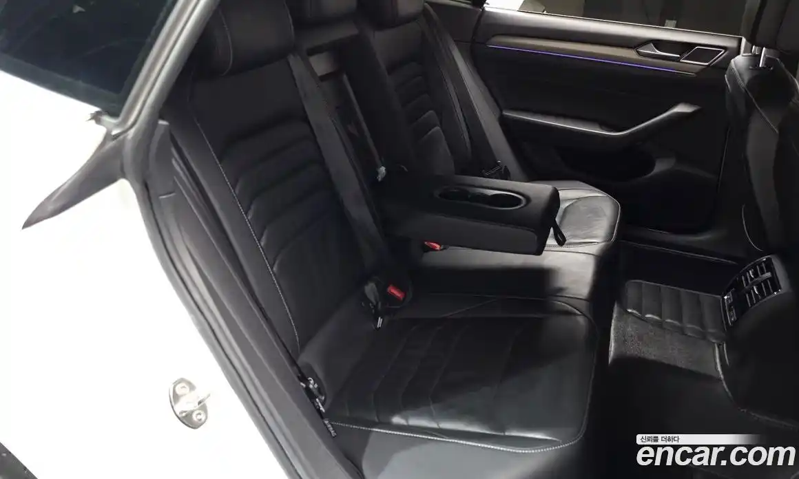 Volkswagen Arteon 2019 2.0 гидро в Москве № 1198080, фото 11