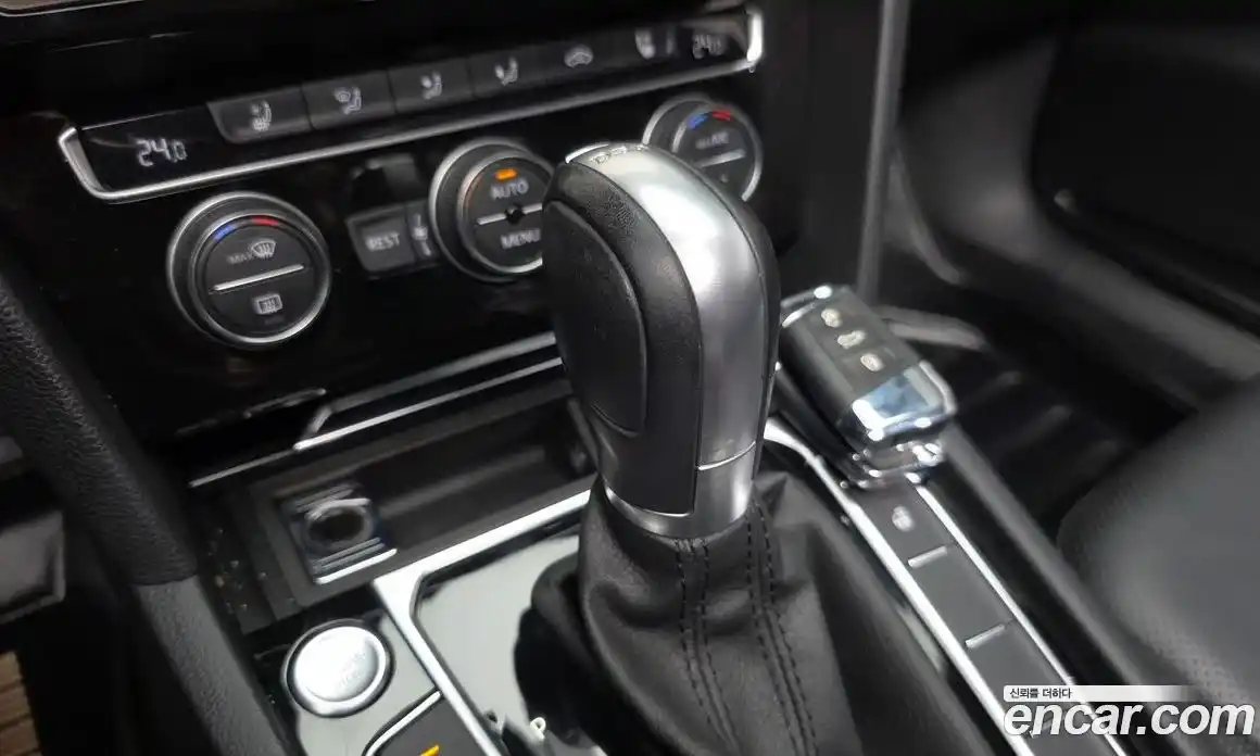 Volkswagen Arteon 2019 2.0 гидро в Москве № 1198080, фото 8