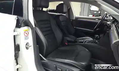 Volkswagen Arteon 2019 2.0 гидро в Москве № 1198080, миниатюра 9