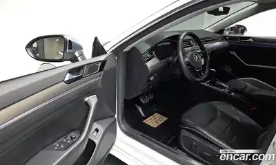 Volkswagen Arteon 2019 2.0 гидро в Москве № 1198080, миниатюра 10