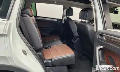 Volkswagen Tiguan 2022 2.0 гидро в Москве № 1198148, миниатюра 12