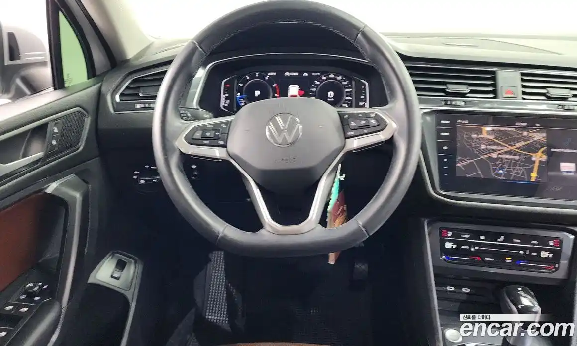 Volkswagen Tiguan 2022 2.0 гидро в Москве № 1198148, фото 13