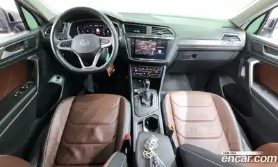 Volkswagen Tiguan 2022 2.0 гидро в Москве № 1198148, миниатюра 7