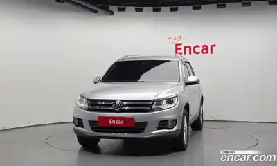 Volkswagen Tiguan 2013 2.0 гидро в Москве № 1198266, миниатюра 3