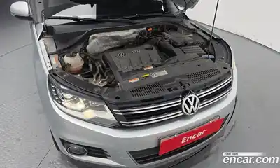 Volkswagen Tiguan 2013 2.0 гидро в Москве № 1198266, миниатюра 6