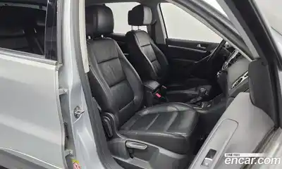 Volkswagen Tiguan 2013 2.0 гидро в Москве № 1198266, миниатюра 10