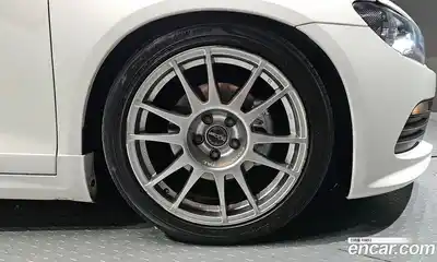 Volkswagen Scirocco 2013 2.0 гидро в Москве № 1198304, миниатюра 5