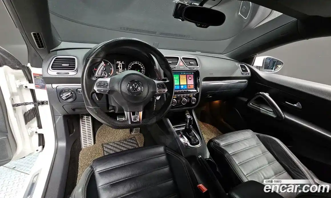 Volkswagen Scirocco 2013 2.0 гидро в Москве № 1198304, фото 7
