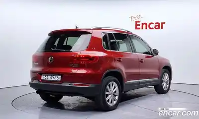 Volkswagen Tiguan 2015 2.0 гидро в Москве № 1198327, миниатюра 2