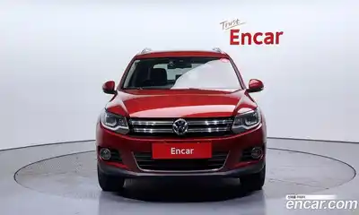 Volkswagen Tiguan 2015 2.0 гидро в Москве № 1198327, миниатюра 3