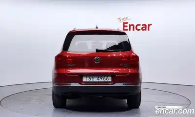 Volkswagen Tiguan 2015 2.0 гидро в Москве № 1198327, миниатюра 4