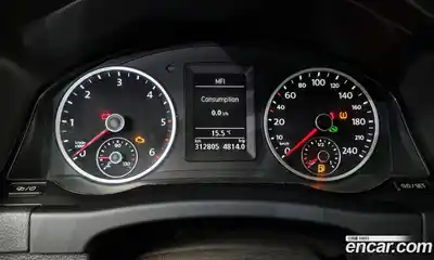Volkswagen Tiguan 2015 2.0 гидро в Москве № 1198327, миниатюра 8